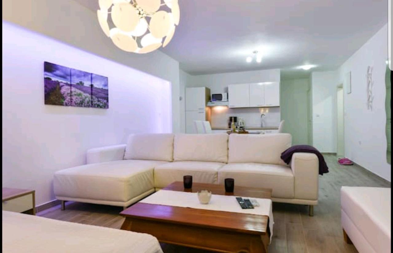 Deluxe Apartments Goya ザダル エクステリア 写真