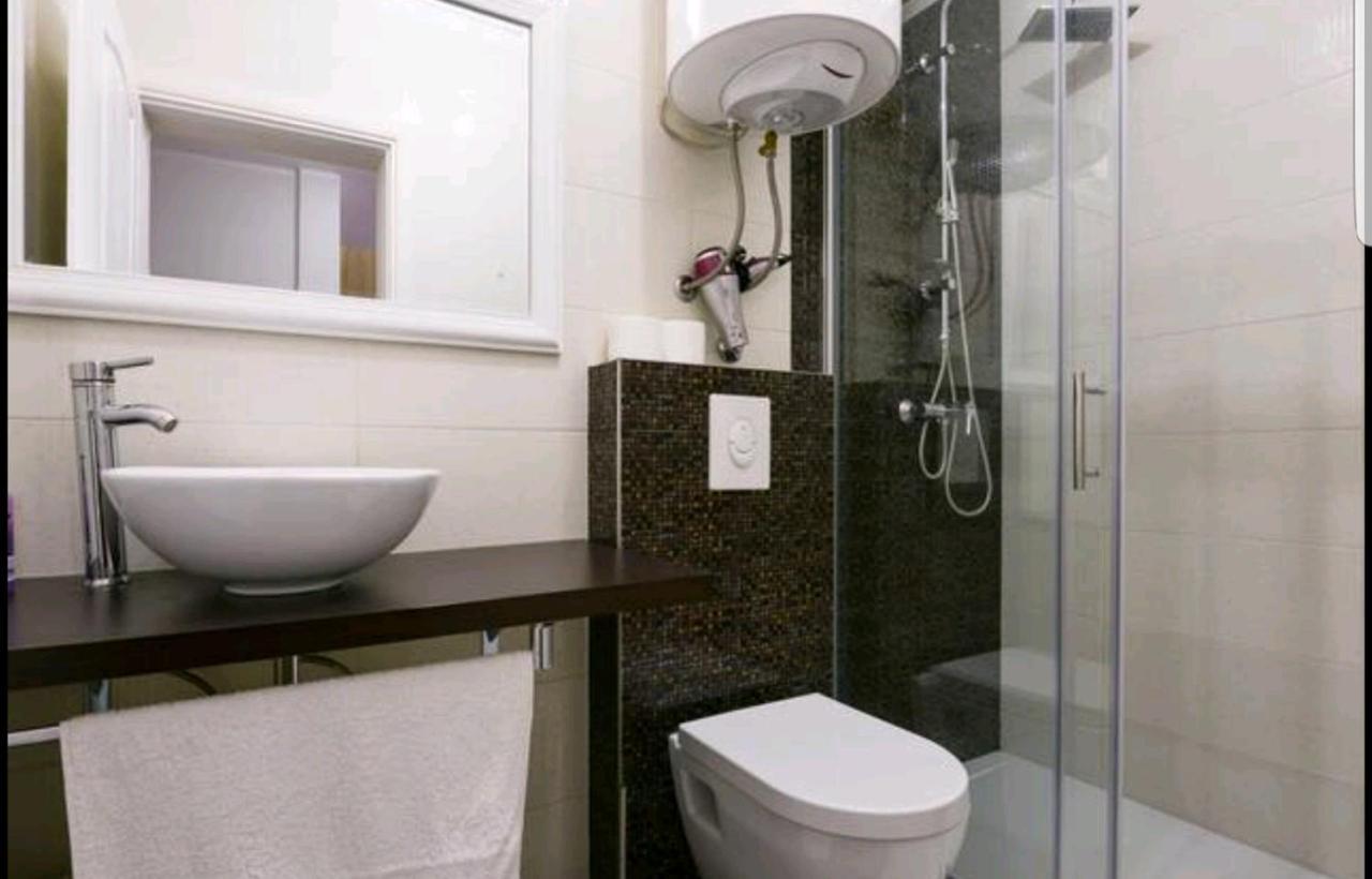 Deluxe Apartments Goya ザダル エクステリア 写真