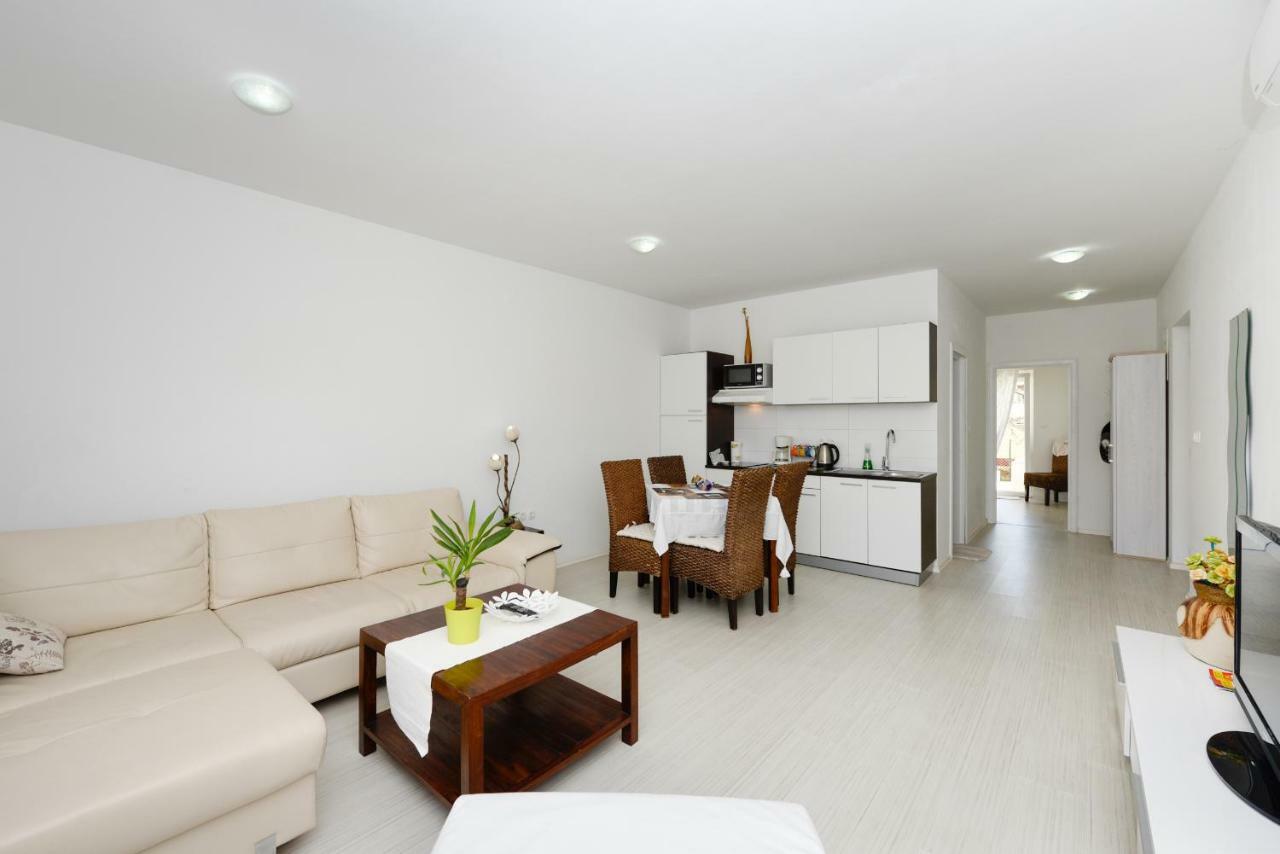 Deluxe Apartments Goya ザダル エクステリア 写真